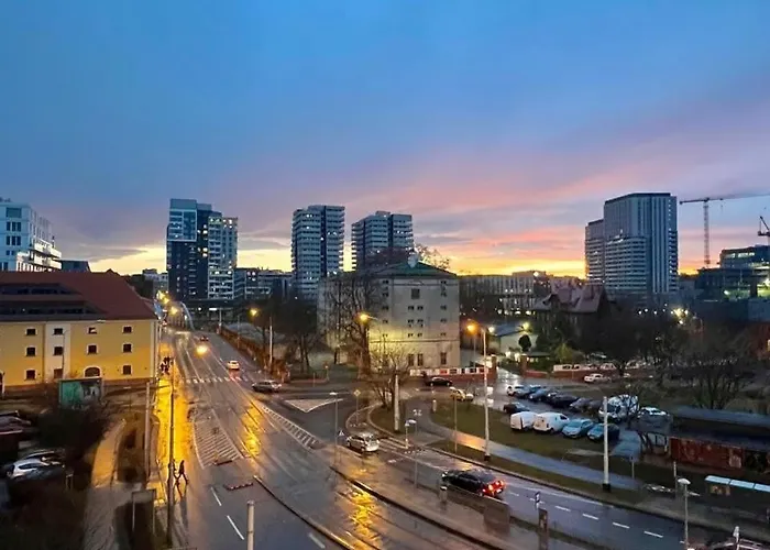 Intelliparts J Апартаменты *